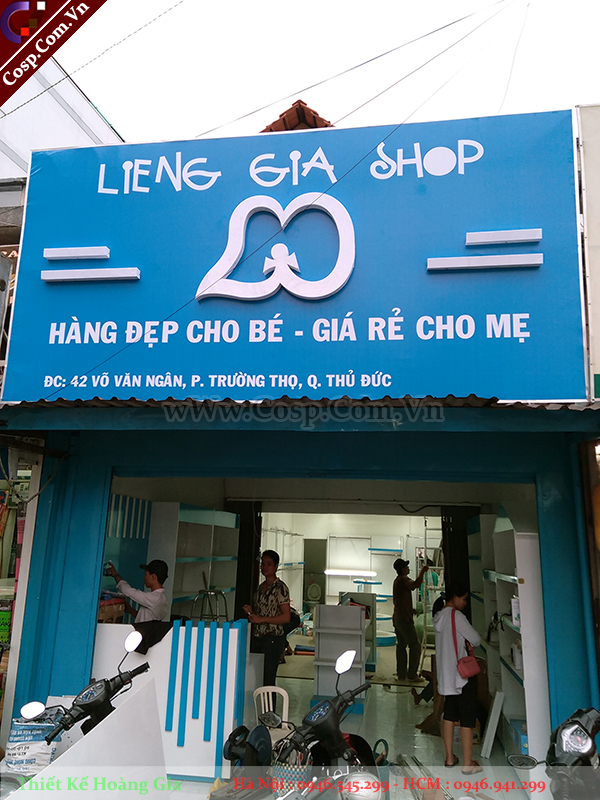 thiet ke shop thoi trang me va be 7
